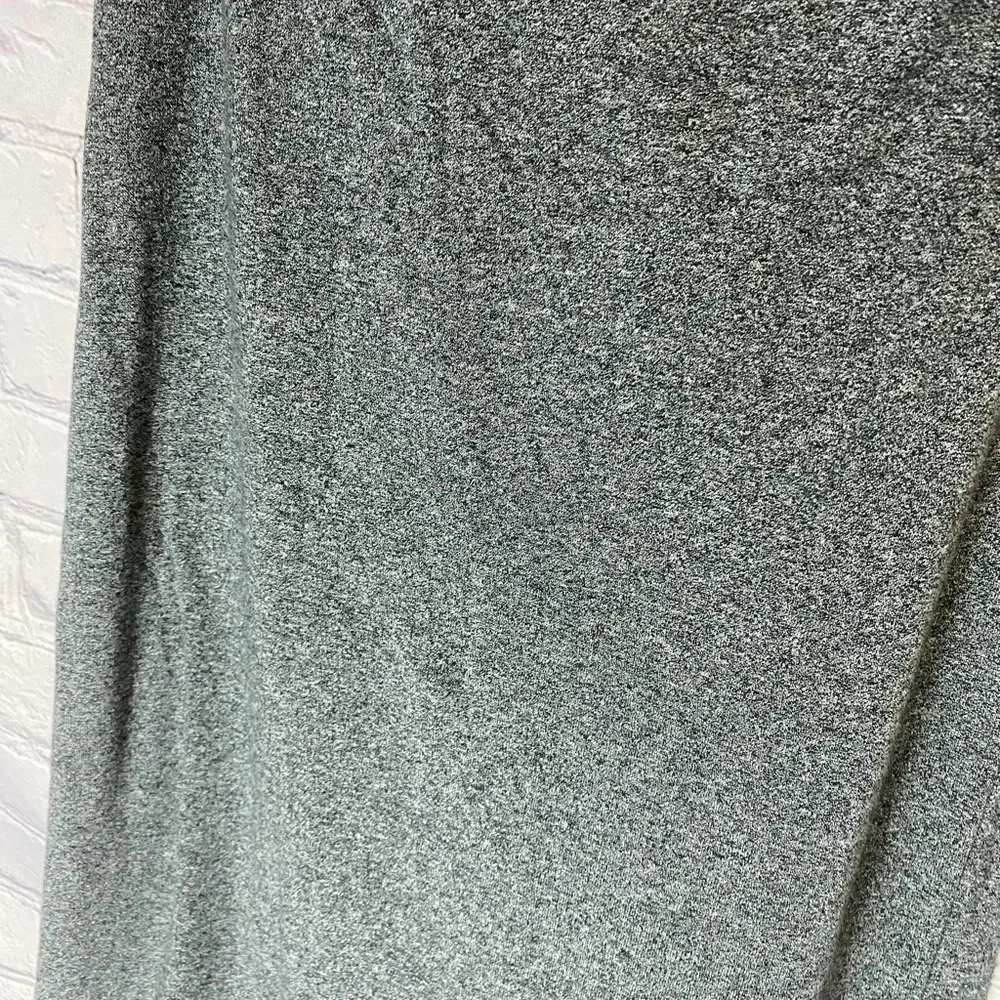 5/$20 Women’s‎ Divided Gray Pencil Skirt Medium